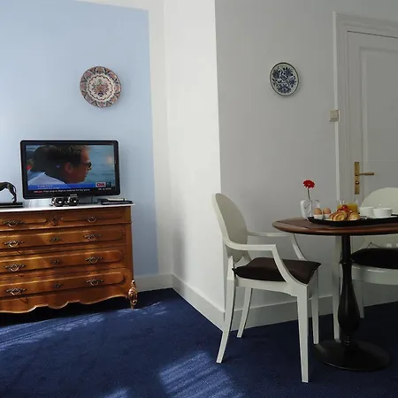 Frederik Park House Hotel 3*