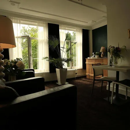 Hotel Frederik Park House 3*