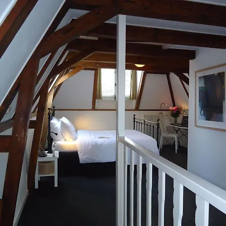 Frederik Park House 3*