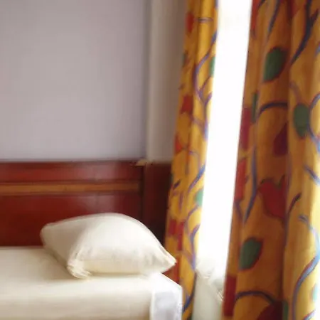Manofa Hotel 2*