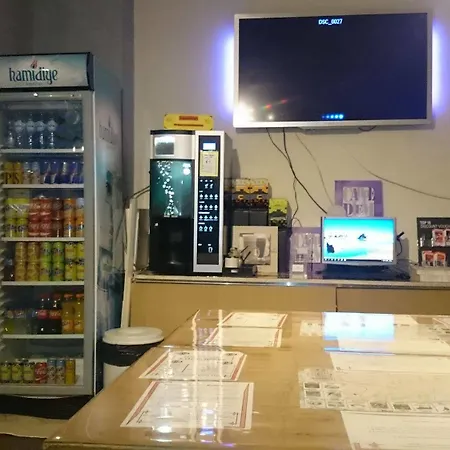 Amigo Budget Hostel *