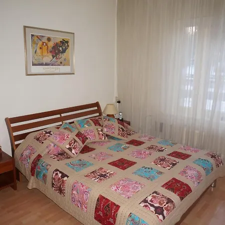 Amsterdam Forest View B&B Bed & Breakfast