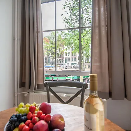 Otel Short Group Carre Amsterdam