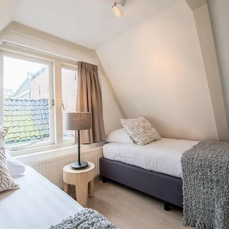 Short Group Carre Otel Amsterdam