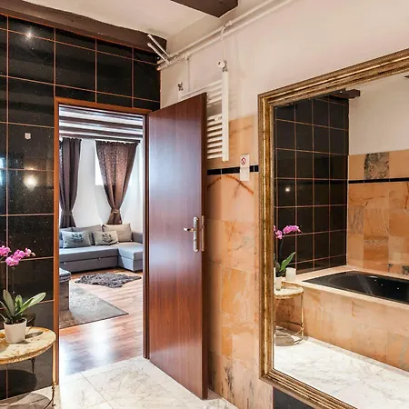 Crown 3* Amsterdam