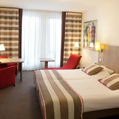 Skotel Amsterdam, Hotelschool The Hague Hotel 3*