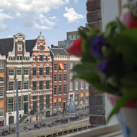 Des Arts Hotel 3*