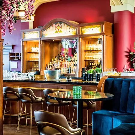 Nh Schiller Hotel