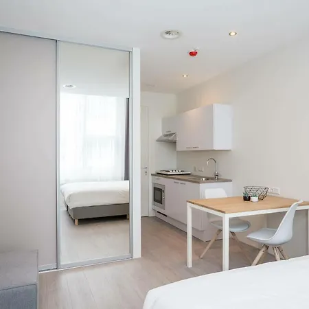 Hotel2stay Aparthotel