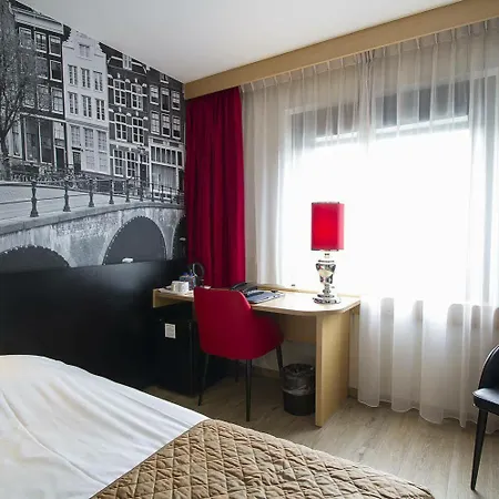 Bastion Amstel 3*