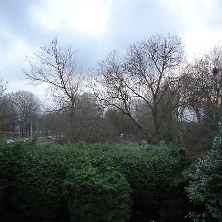 Sloterpark Bed & Breakfast