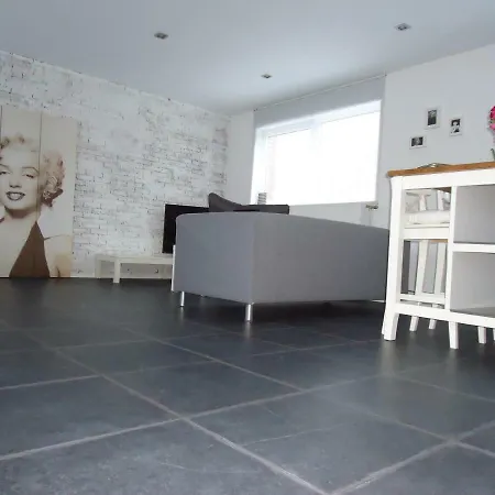 Sloterpark Bed & Breakfast 2*