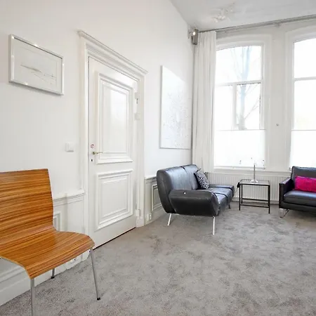 Cozy Jordaan Canalhouse Near Anne Frank House ベッド・アンド・ブレックファスト
