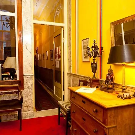 Classy 17th C Canalhouse 3* أمستردام