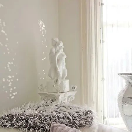 Apartamento White Luxury Penthouse In Centre