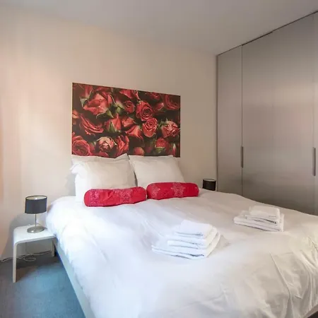 Here's Lucy Appartement *