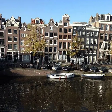 Bed & Breakfast Canal View
