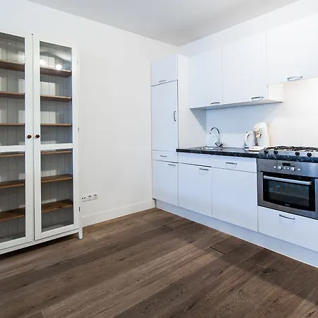 Centre Harbour Apartmanhotel 3*