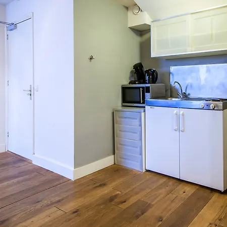 Centre Harbour Apartmanhotel