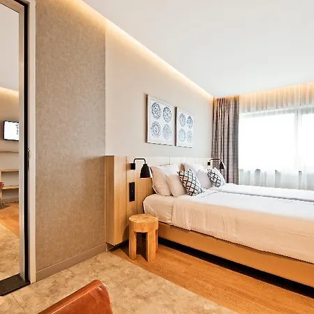 Urban Hotel 4*