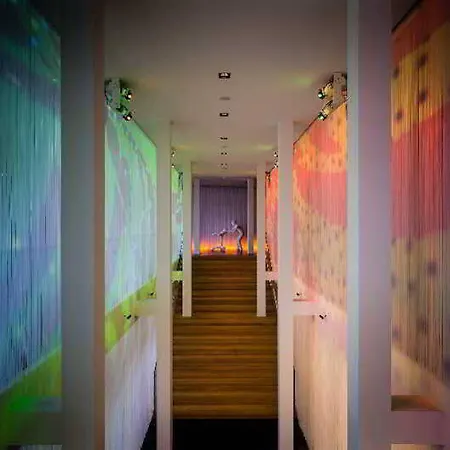 Hotel Art By Park Plaza
