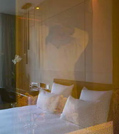 Art By Park Plaza Amsterdam