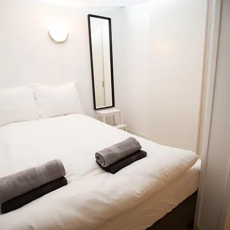 Bed & Breakfast Red Light District On Ground Floor Amsterdam