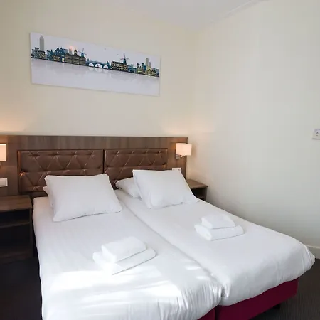 Hotel Park Plantage 3*