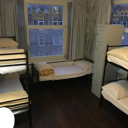 Amigo Budget Hostel