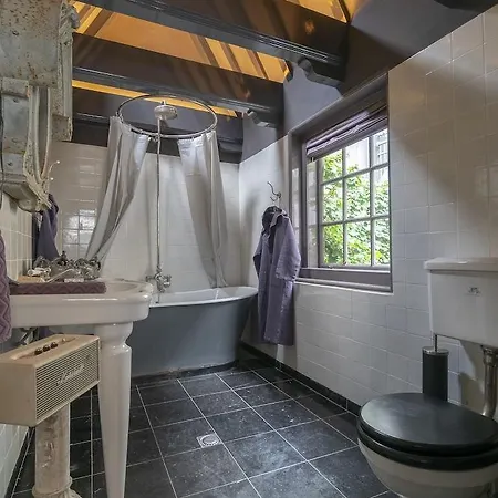 Daire Private Mansions *