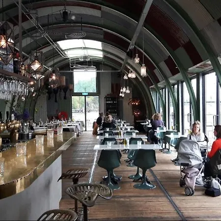Couette-café Studio 28a6 With Free Parking Place