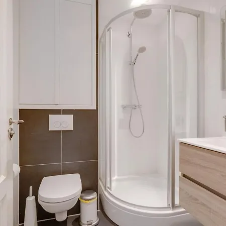 Luxurious In Jordaan Couple Getaway 3*