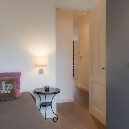 Dynasti Apartamento *