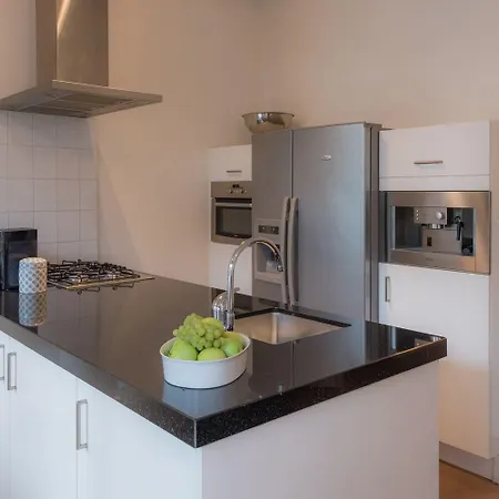 Dynasti Apartamento *