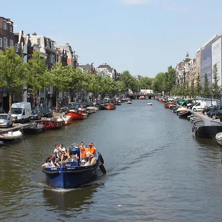 117 * Ámsterdam