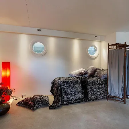 بوتيل A304 Romantic Seaship In Center أمستردام