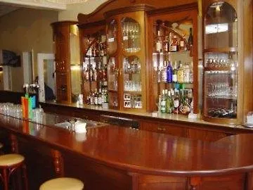 Budget Y Boulevard Hotel
