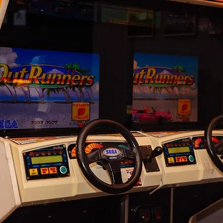 Hotel The Arcade 3*