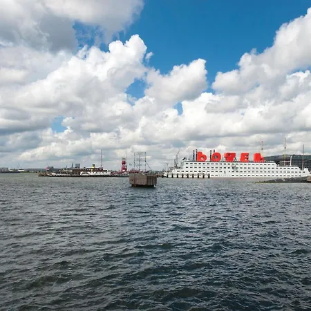 Botel Hotel Amsterdam