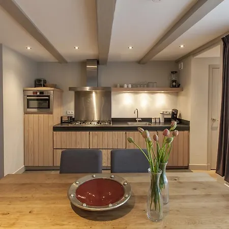 Haarlemmerstraat Apartment