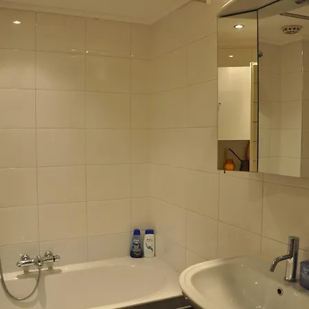 Amstel Riverview לינה וארוחת בוקר 2*