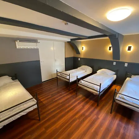 Hostel Xplore