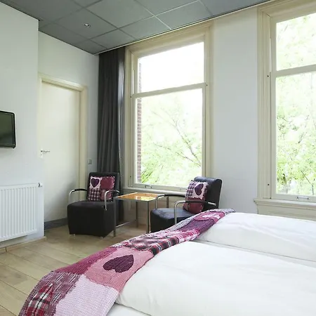 The Bridge Hotel 3*