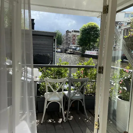 Houseboat Bonnie 住宿加早餐酒店 阿姆斯特丹