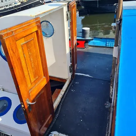 Botel Anna Maria Ii Amsterdam