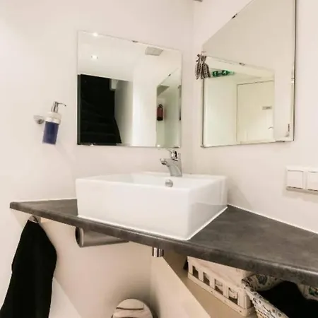Appartamento Lovely 4 Bedroom Luxury Apartment *