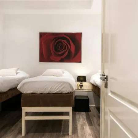 Appartamento Lovely 4 Bedroom Luxury Apartment