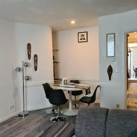 Apartament 1 Bedroom 15 Min By Tram To Centre! Amsterdam