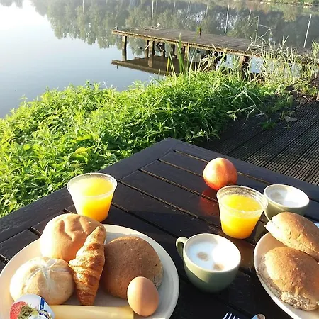 Gr8 Riverside Hotel 3*
