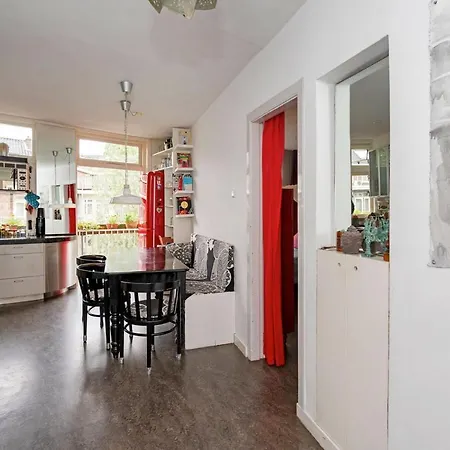Waalstraat 89-2 *